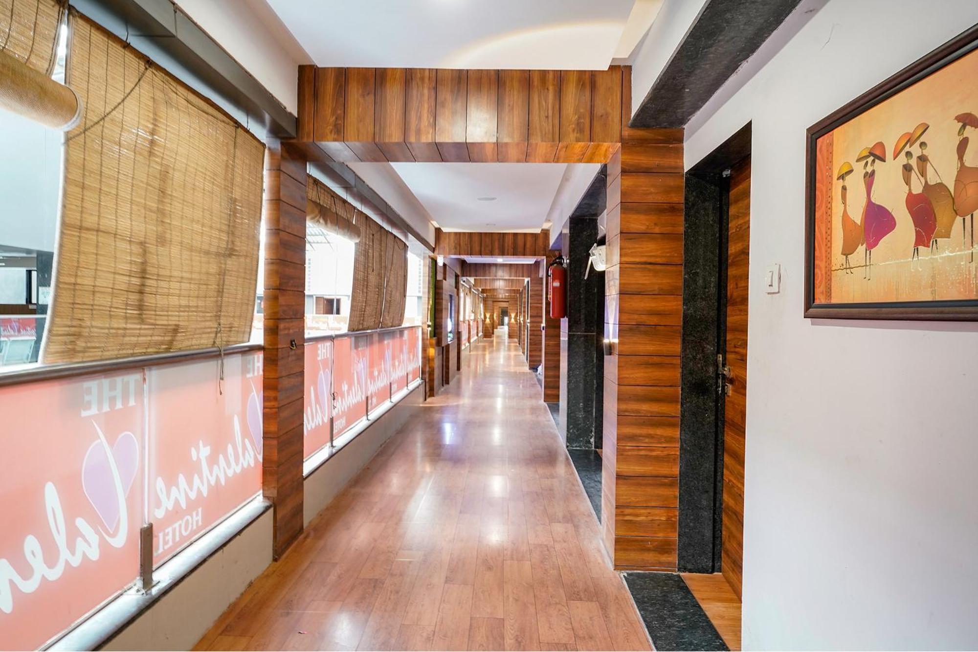 Fabhotel The Valentine - Udhna Road Surat Exterior foto